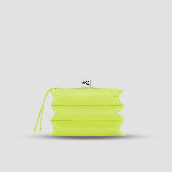 [Out of stock] Lucky Pleats Pouch S Lime