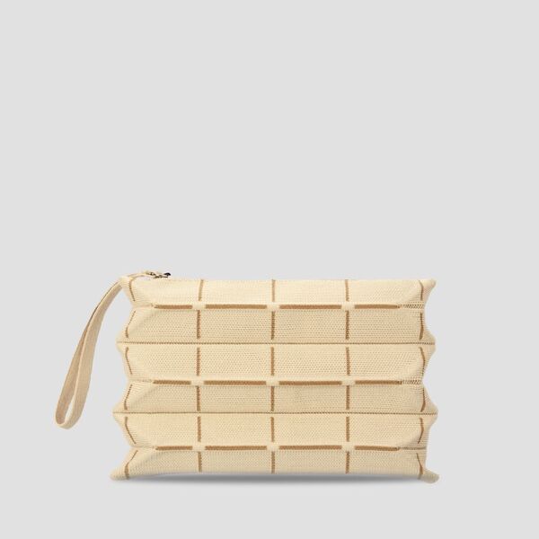 Lucky Pleats Knit Pouch S Grid Biscuit Beige